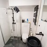 Exklusive 1-zimmer Stadtwohnung In Bréma