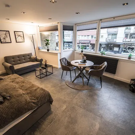 Exklusive 1-zimmer Stadtwohnung In