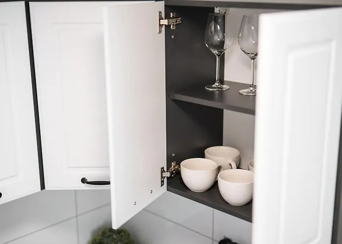 Apartament Exklusive 1-zimmer Stadtwohnung In